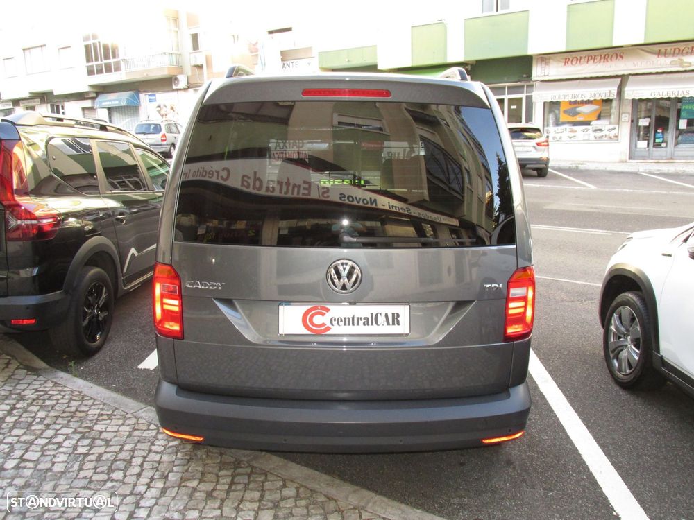 VW Caddy KingCab 2.0 TDI Business DSG - 10