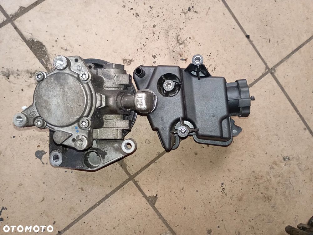 Mercedes pompa wspomagania LUK 0054662001 - 4