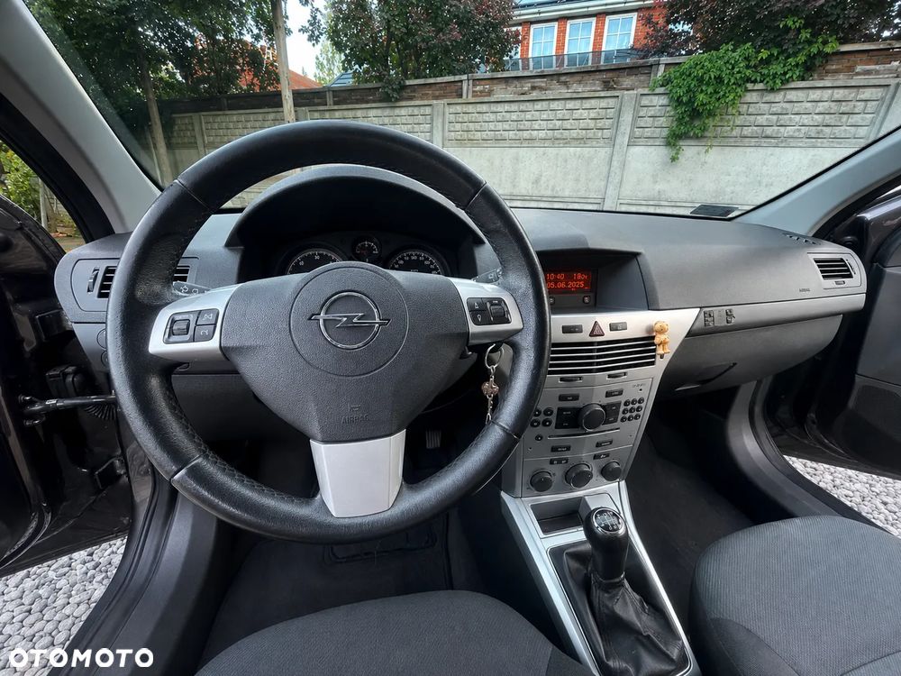 Opel Astra 1.3 CDTI - 3