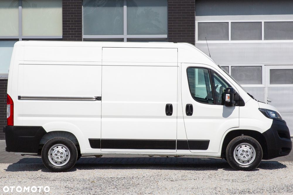 Peugeot Boxer L2H2 ŚREDNI 2.2 BlueHDI *PREMIUM* - 3