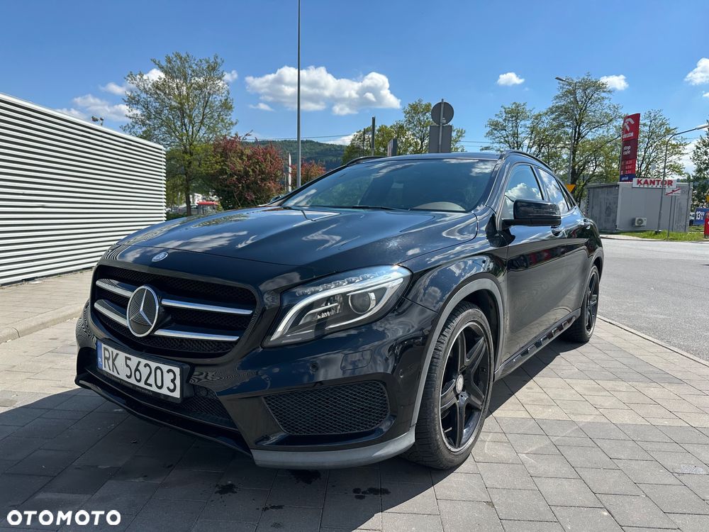 Mercedes-Benz GLA 250 4-Matic - 14