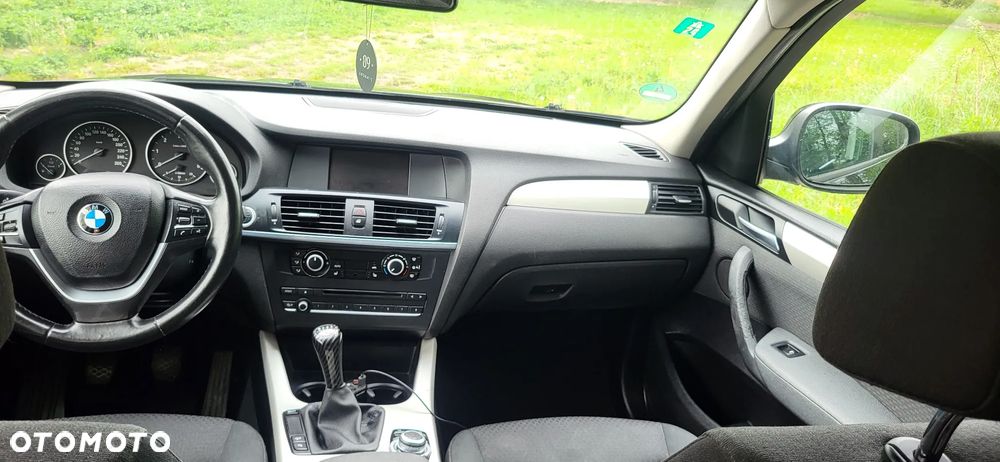 BMW X3 xDrive20d - 8