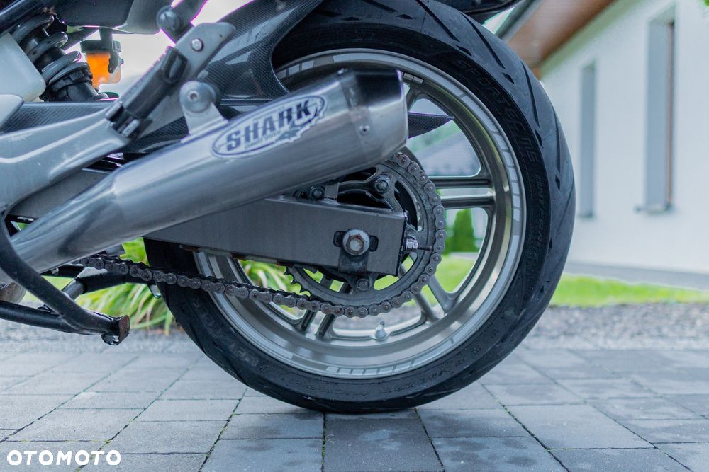 Honda CBF - 24