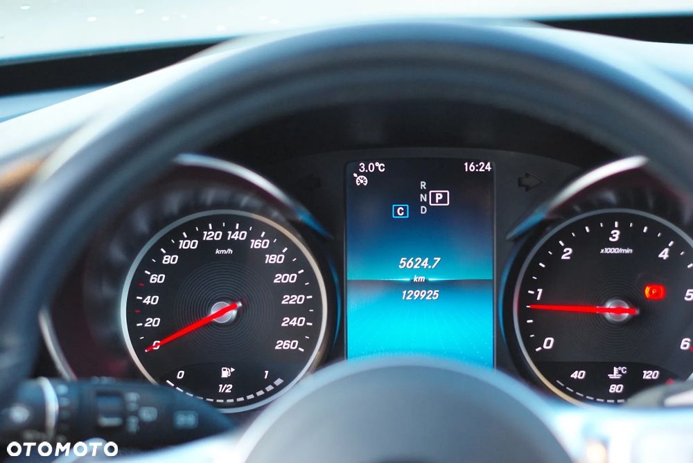 Mercedes-Benz Klasa C 300 d T 9G-TRONIC AMG Line - 10