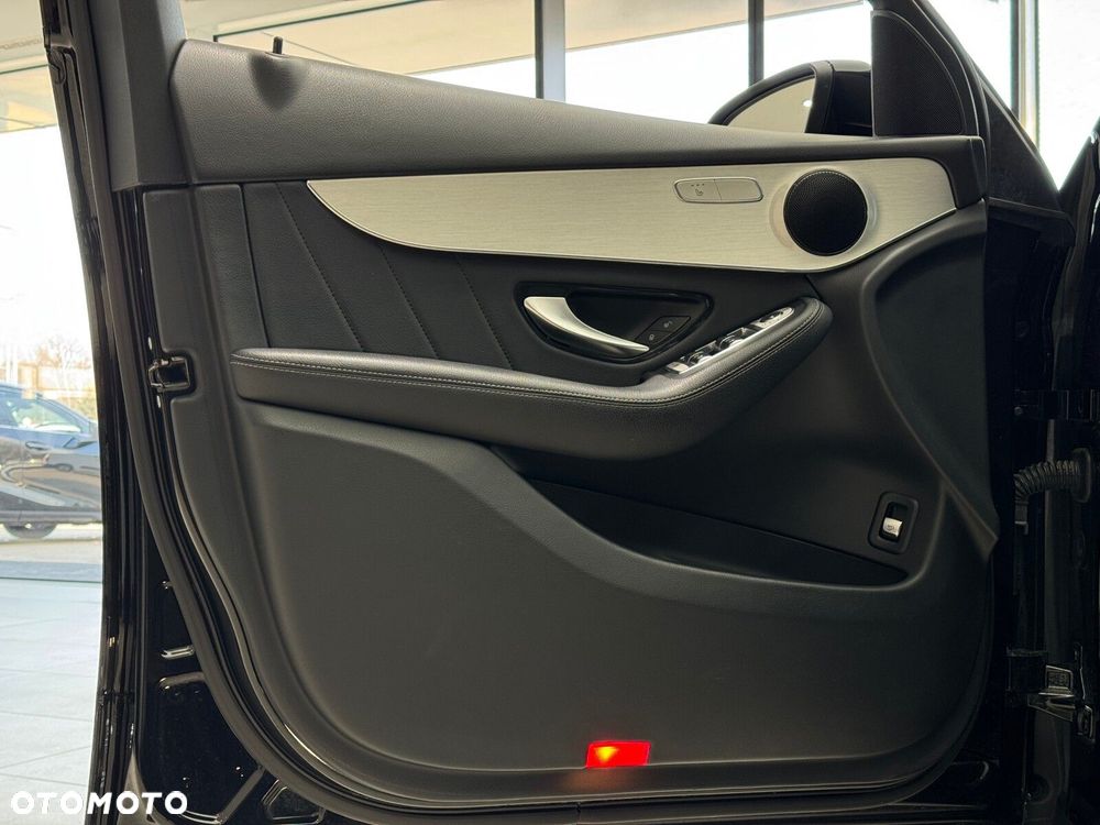 Mercedes-Benz GLC 250 4-Matic - 12