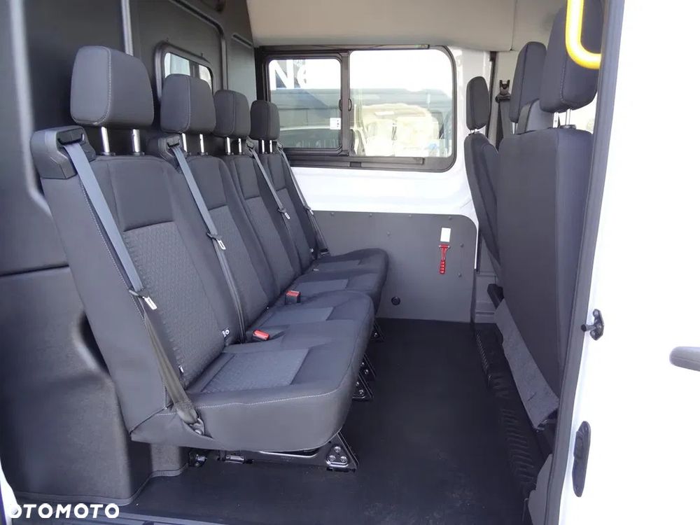Ford TRANSIT 2.0 ECOBLUE 130KM LDT 6.2 M6 FWD BRYGADOWY TREND 350 L3 - 11