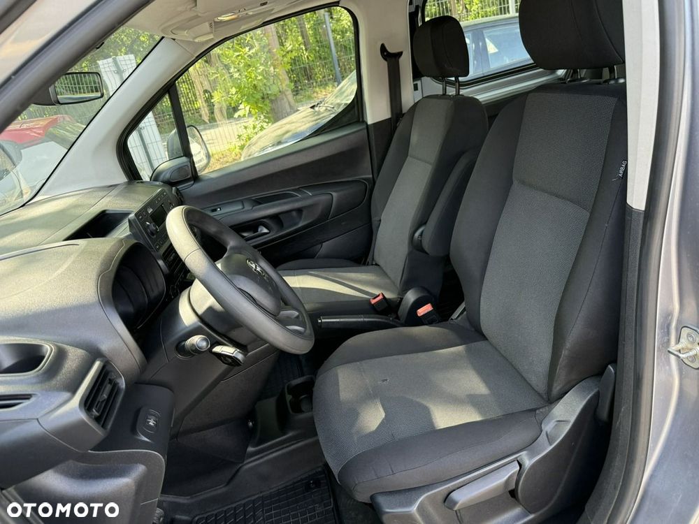 Toyota Proace City - 12
