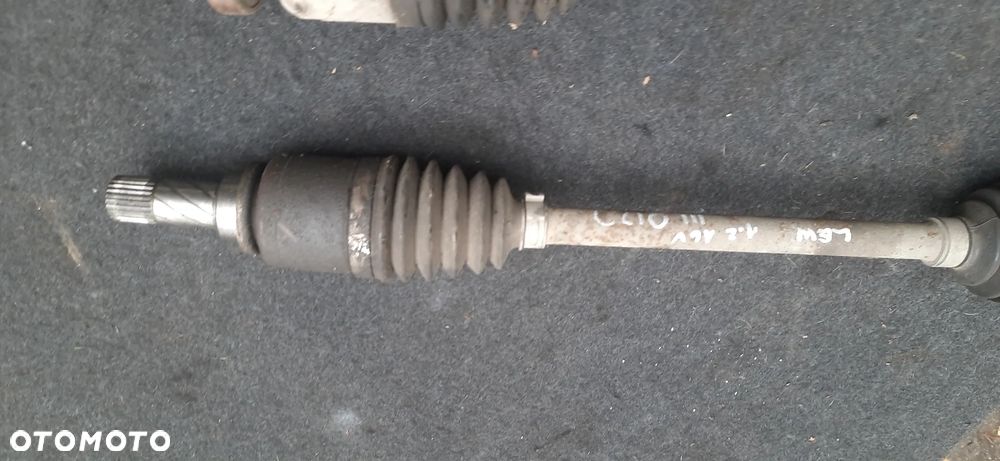 Renault Clio III Clio 3 Maglownica przekładnia kierownicza 8200595935 a0027307Elektrycznie wspomaganie kierownicy 8200937929 a0020253lhd Drążek Krzyżak Kolumny kierowniczej 8200751242 a0013444 Serwo Pompa hamulcowa  472101170r Półośki clio 3 1.2 16V - 19