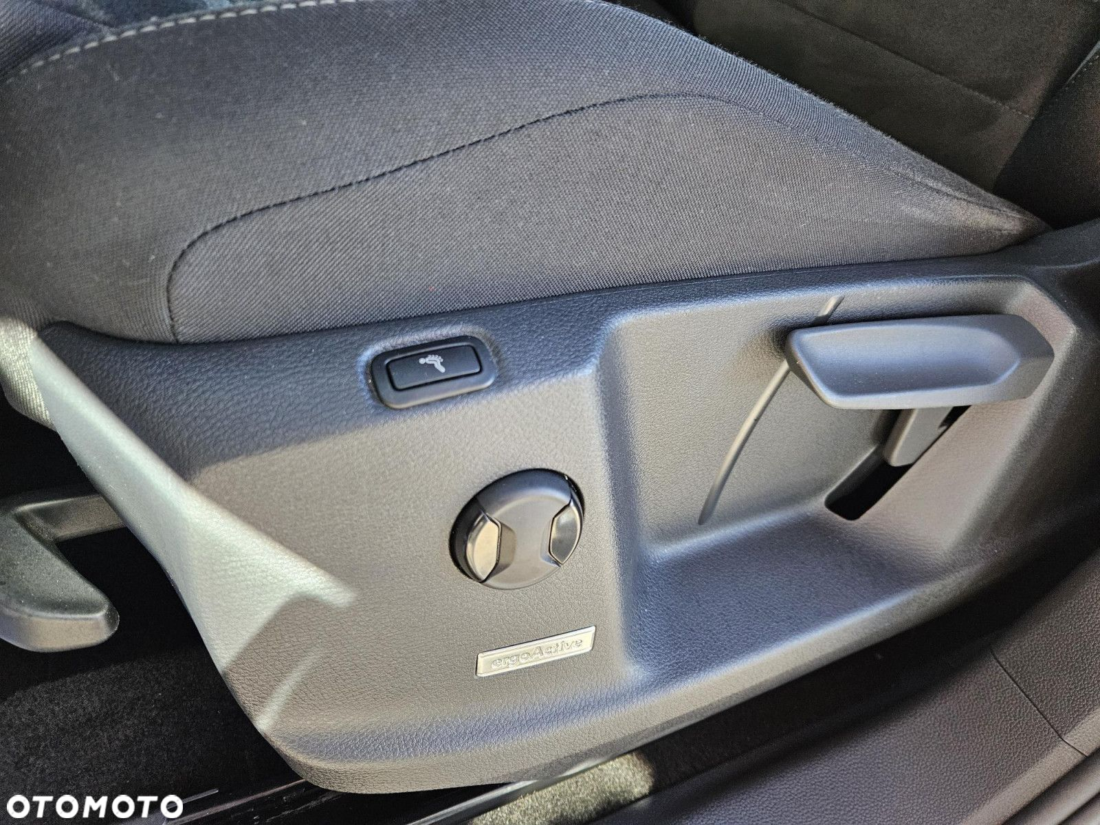 Volkswagen Touran - 13