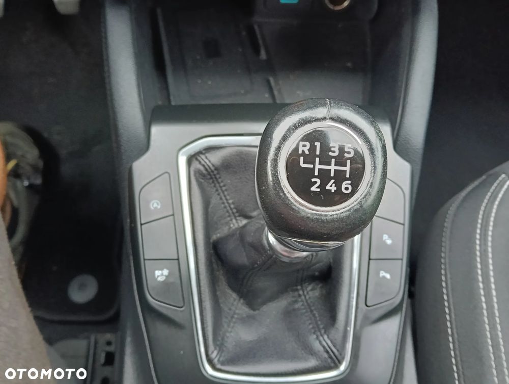 Ford Kuga 2.0 EcoBlue mHEV FWD Titanium - 21