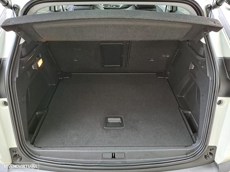 Peugeot 3008 1.5 BlueHDi Allure EAT8 - 13