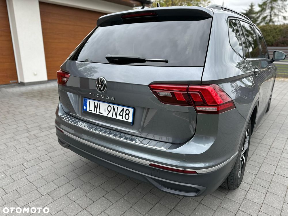 Volkswagen Tiguan - 6