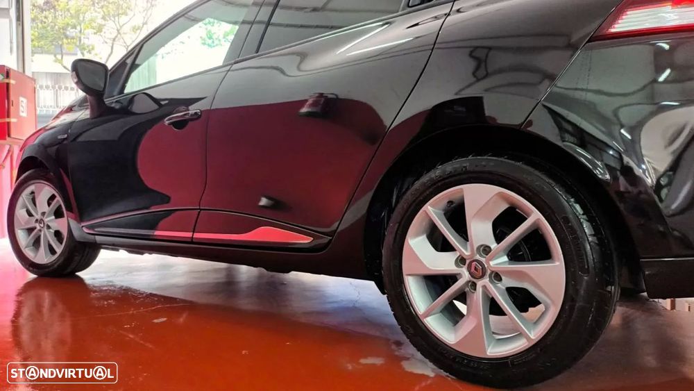 Renault Clio Sport Tourer 0.9 TCe Limited - 11