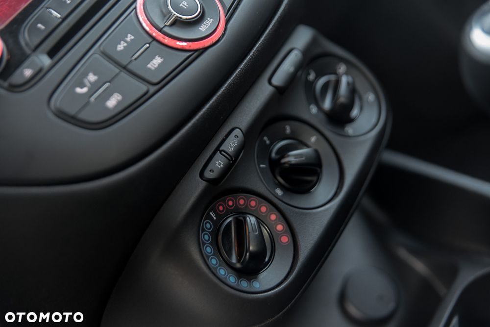 Opel Corsa 1.2 Active - 22