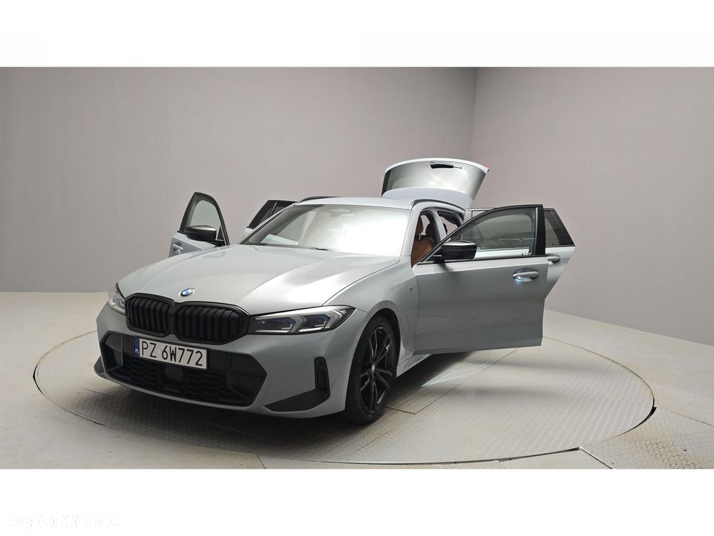 BMW Seria 3 320d xDrive M Sport - 15