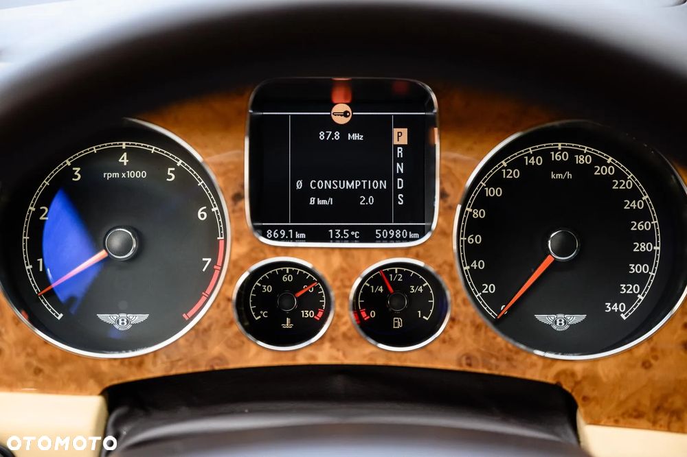 Bentley Continental GT - 38