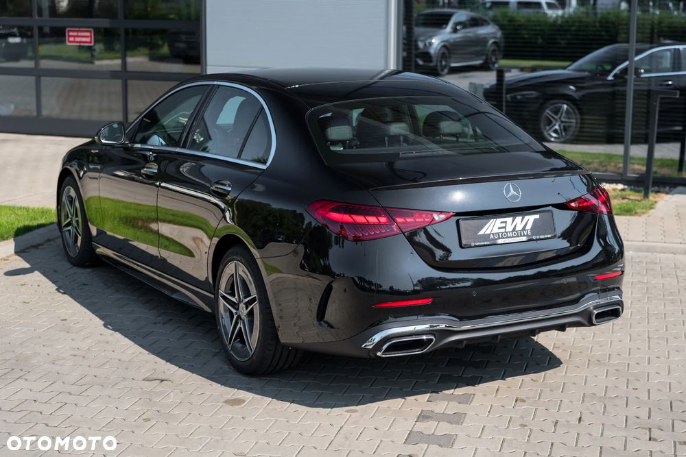Mercedes-Benz Klasa C 200 4Matic 9G-TRONIC AMG Line - 5