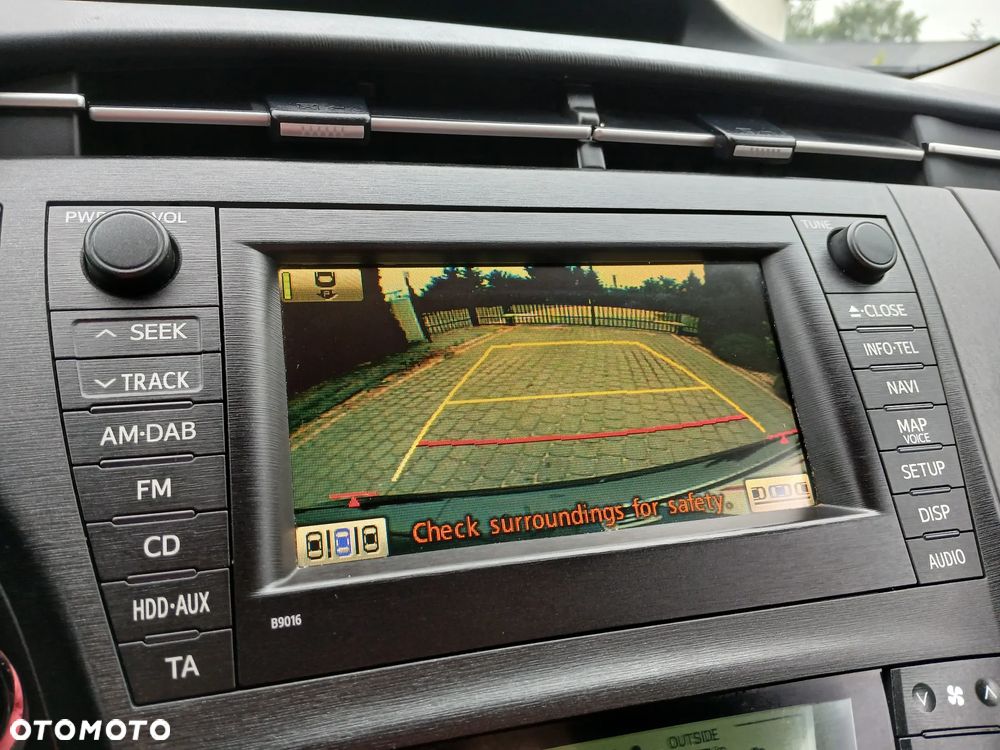 Toyota Prius (Hybrid) Executive - 39