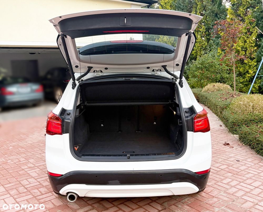 BMW X1 - 15