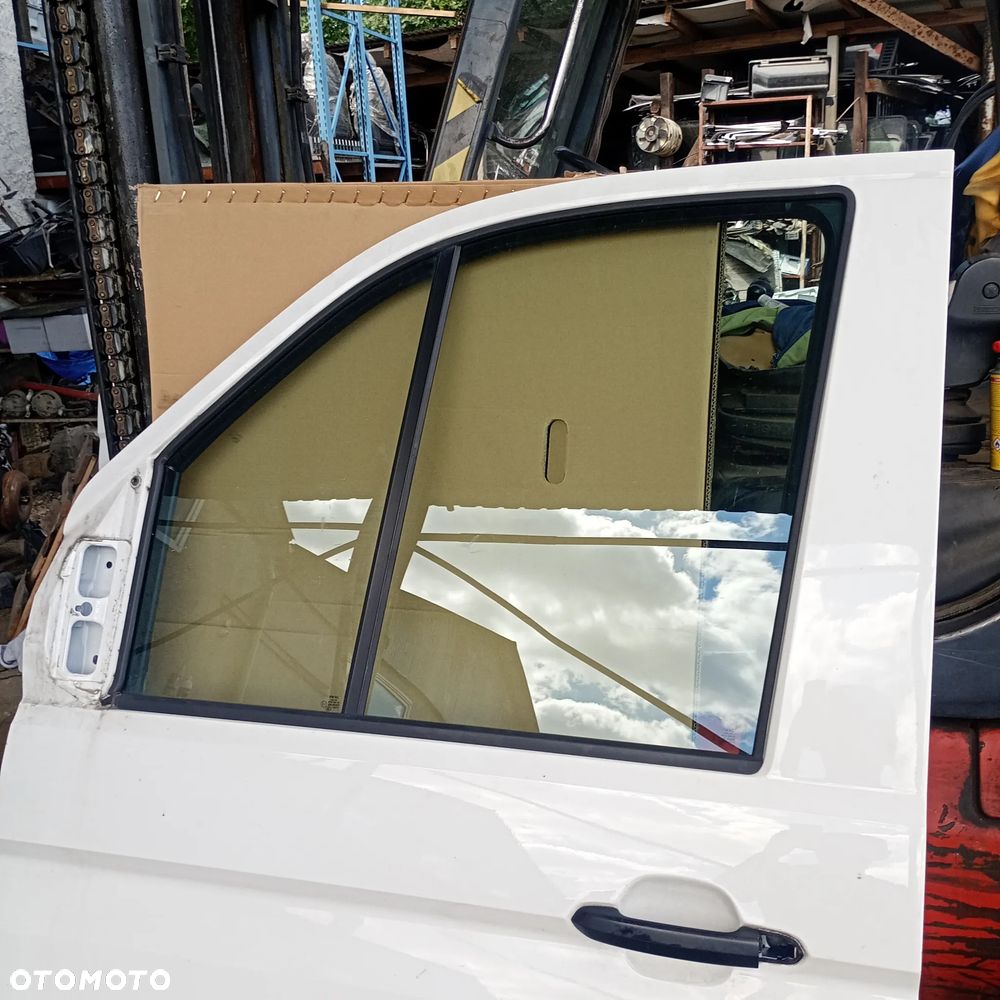 Drzwi przednie lewe Crafter II w kolor - 3