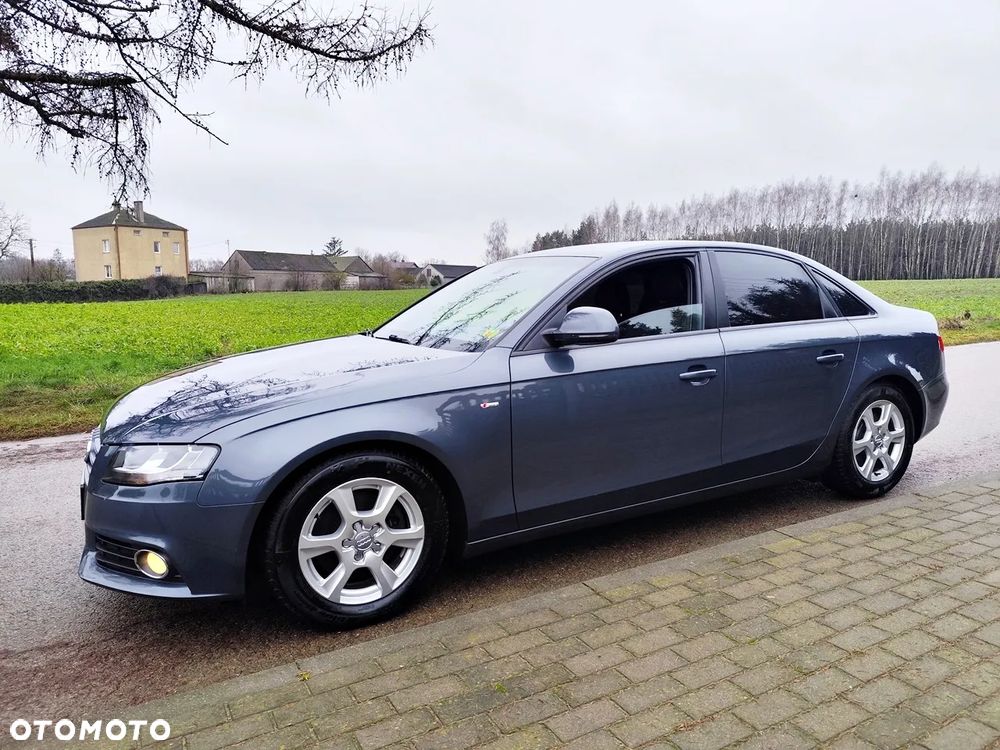 Audi A4 Limousine - 7