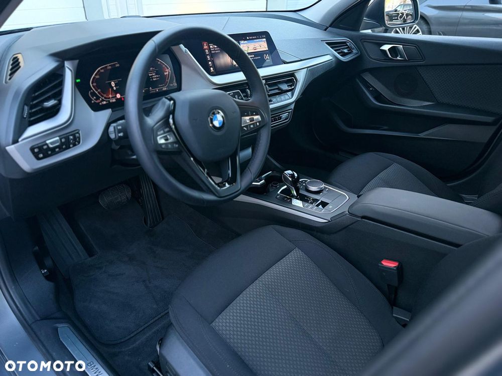 BMW Seria 1 118i Advantage - 12