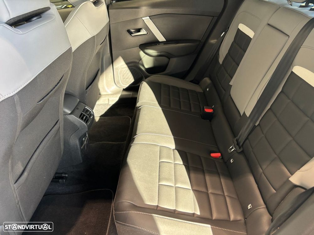 Citroën e-C4 54 kWh Max - 8