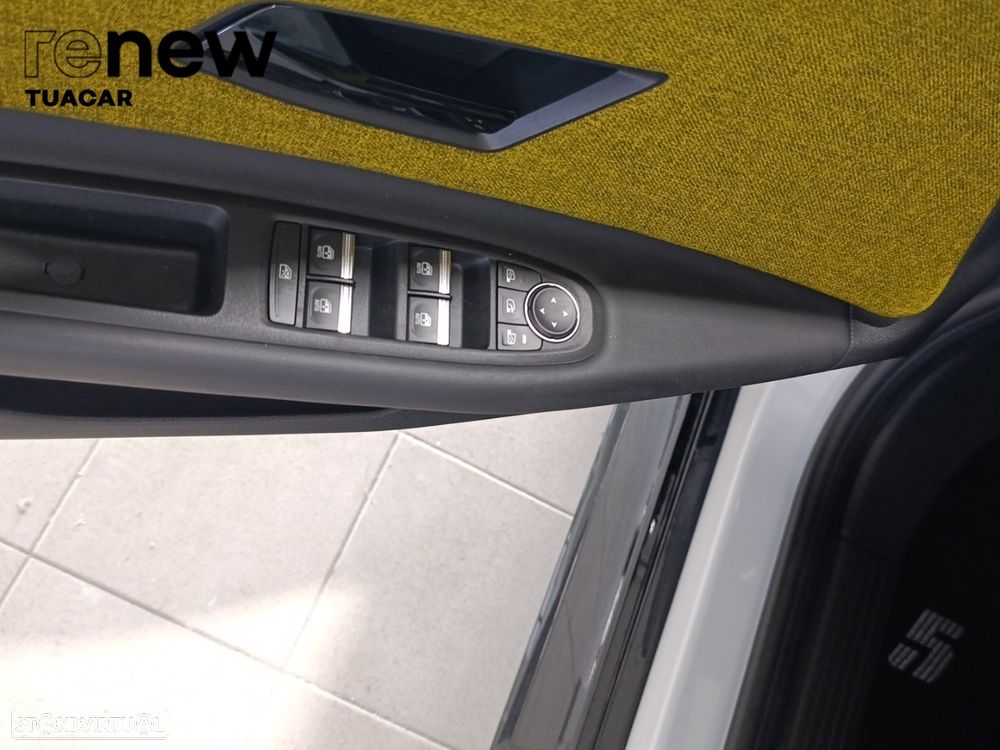 Renault 5 E-Tech - 18