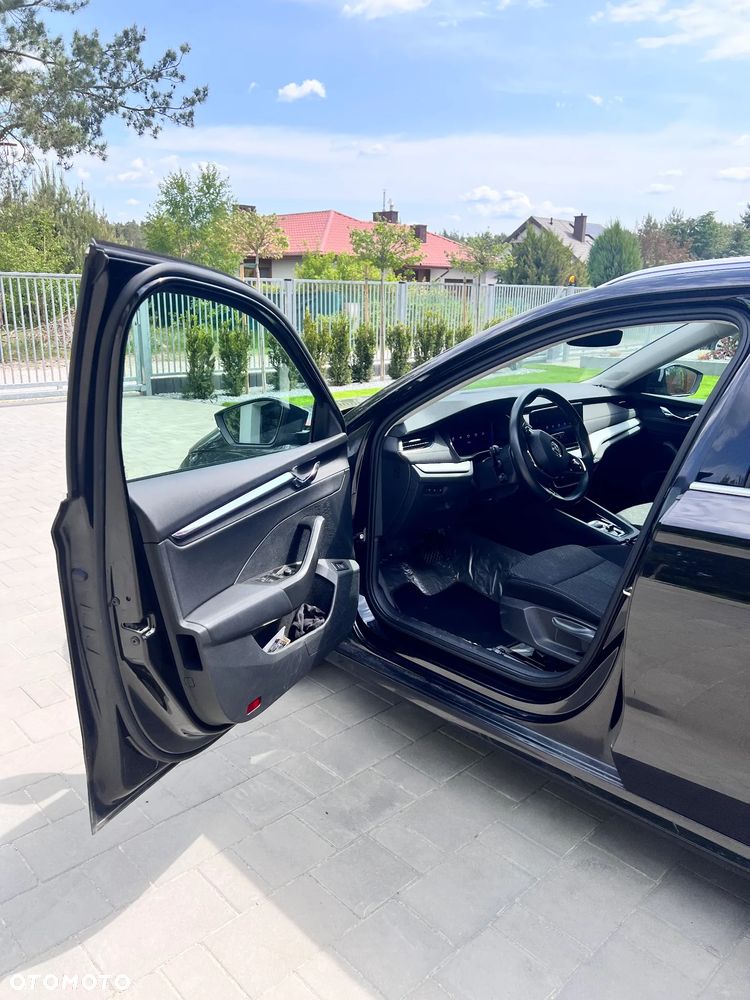 Skoda Octavia 2.0 TDI Style DSG - 8