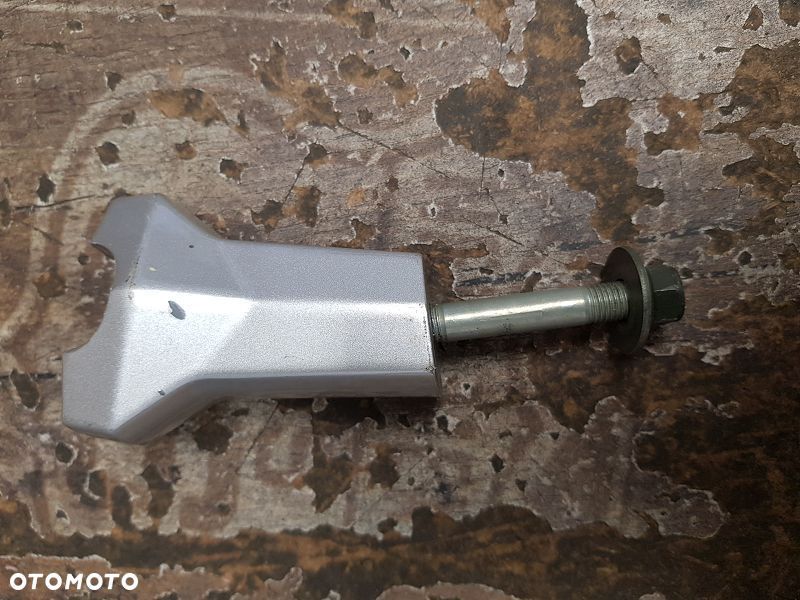 Mocowanie kierownicy risery - 2