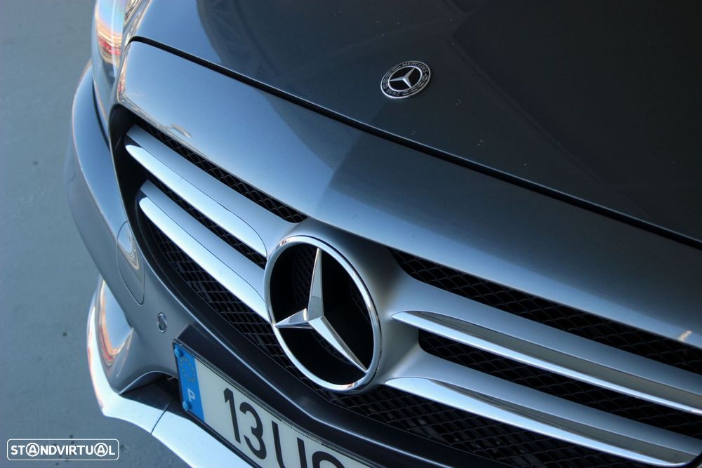 Mercedes-Benz C 300 h AMG Line - 4