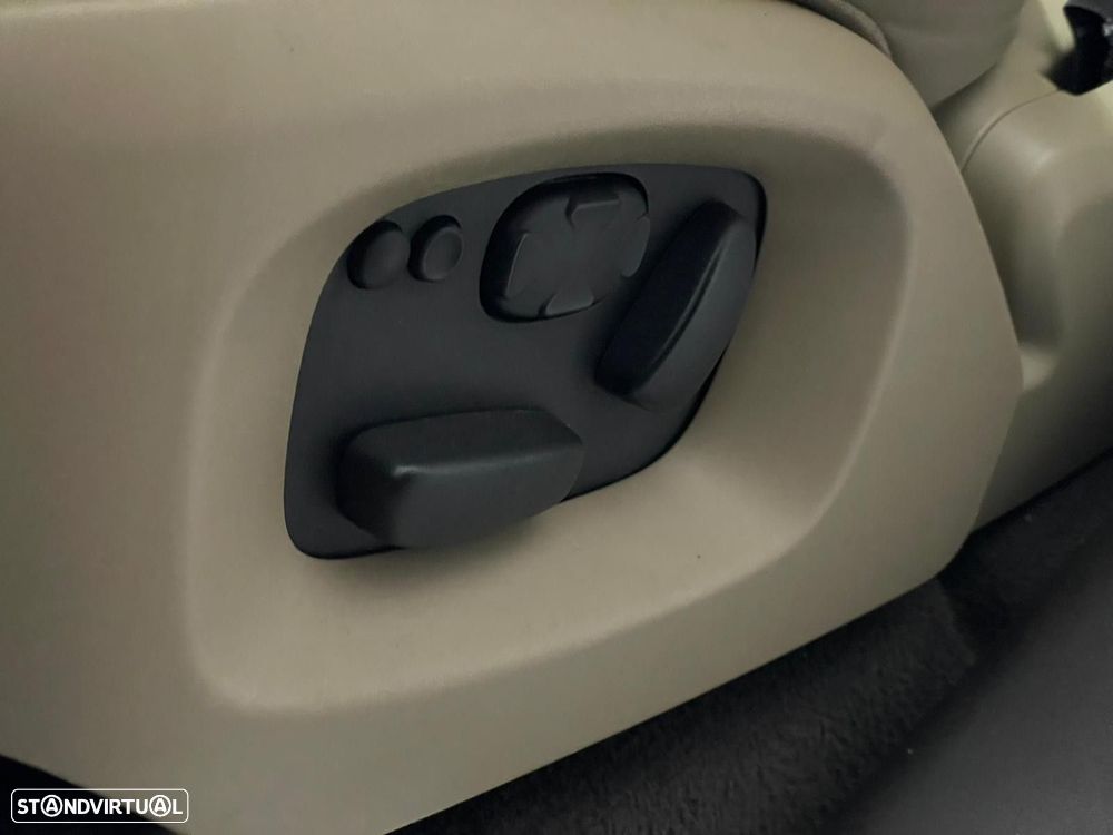 Land Rover Range Rover Sport 3.0 SDV6 HEV HSE - 29