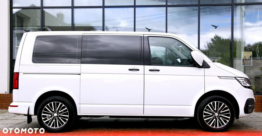 Volkswagen Multivan - 23