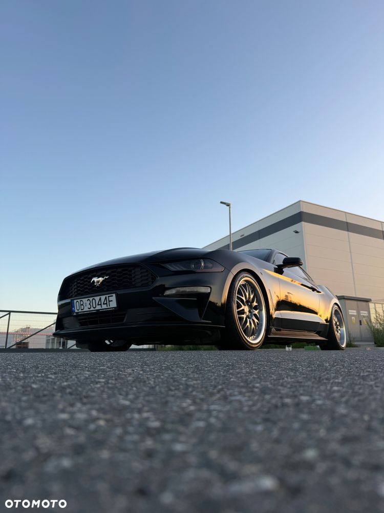 Ford Mustang - 14