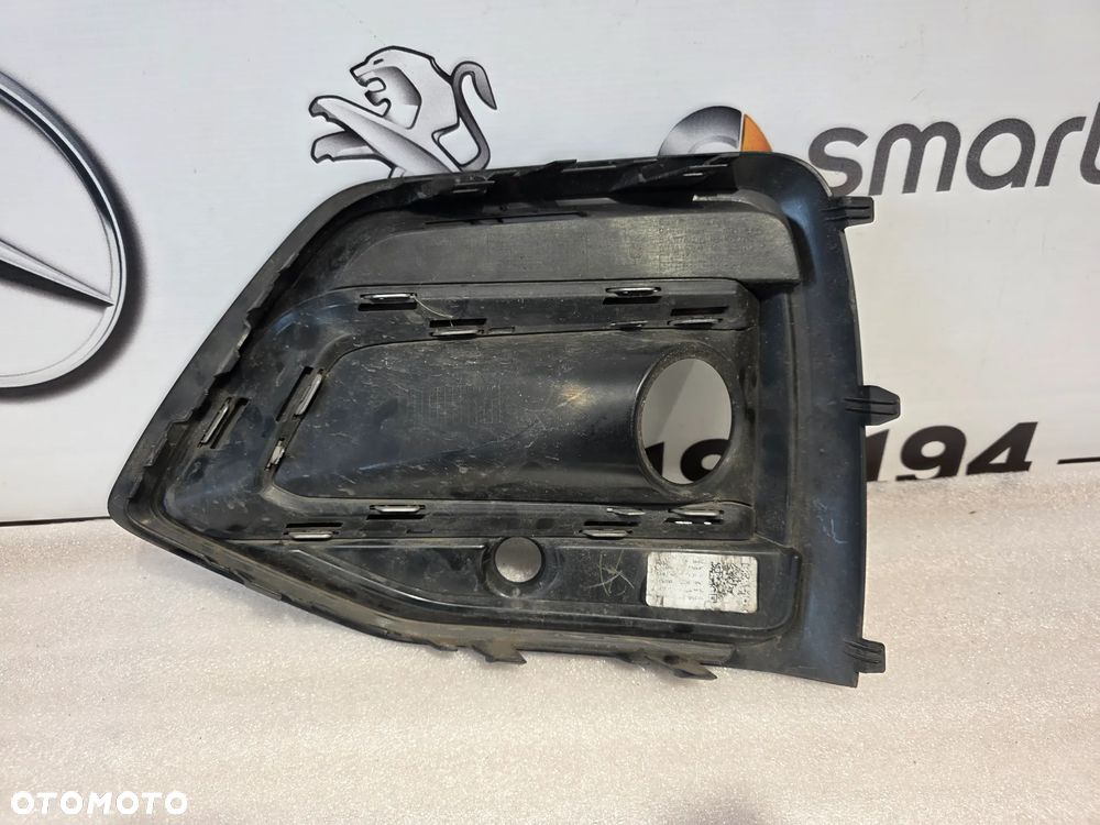 AUDI Q5 II LIFT 80A 21- LEWA / PRAWA KRATKA BOCZNA ZDERZAKA PRZEDNIEGO PRZÓD NR 80A807682N / 80A807680AN , 80A807681N / 80A807679AN NR AUKCJI KB28 - 5