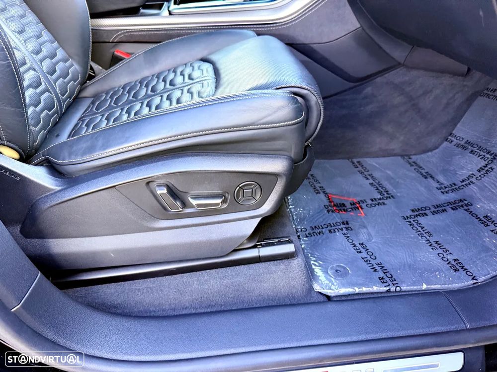 Audi RS Q8 4.0 TFSI quattro Tiptronic - 30