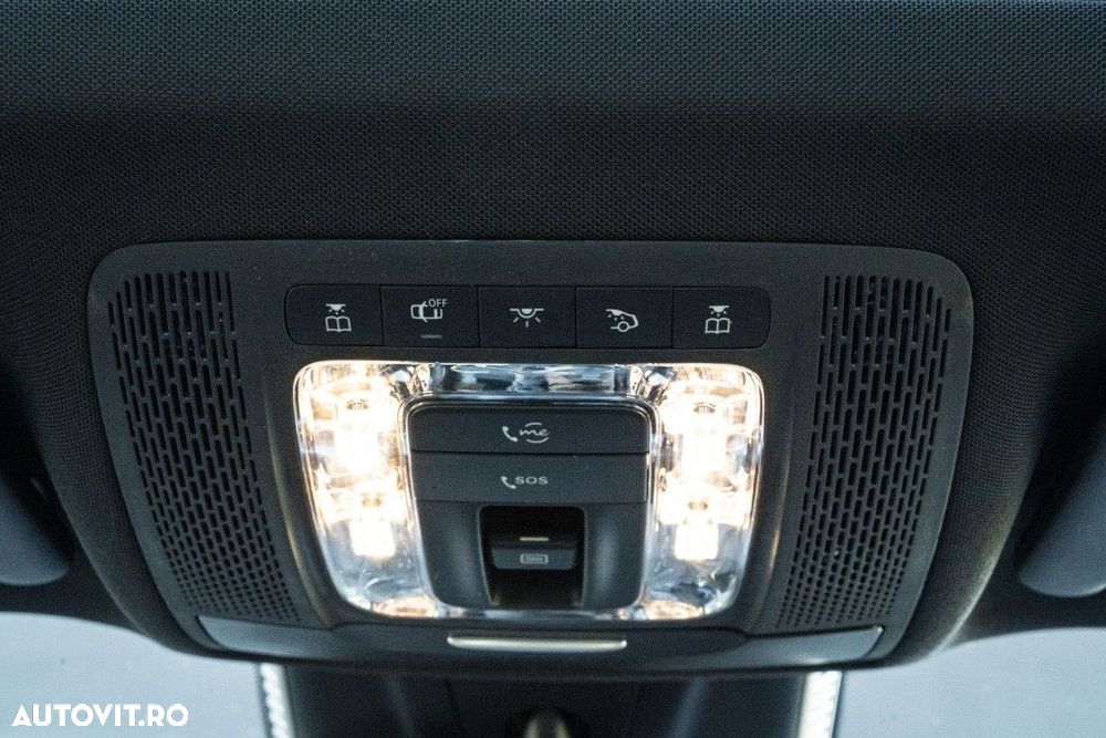 Mercedes-Benz GLB - 27