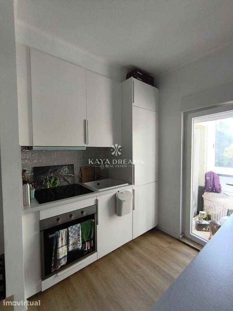 Apartamento T1 Totalmente Renovado na Amadora - Grande imagem: 4/14