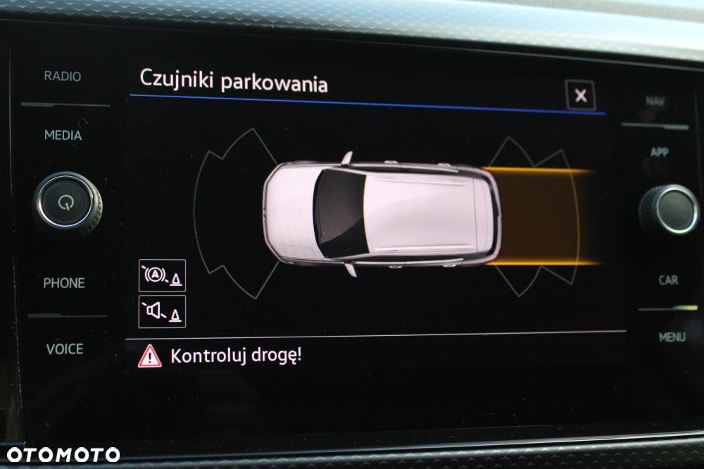 Volkswagen T-Cross - 16