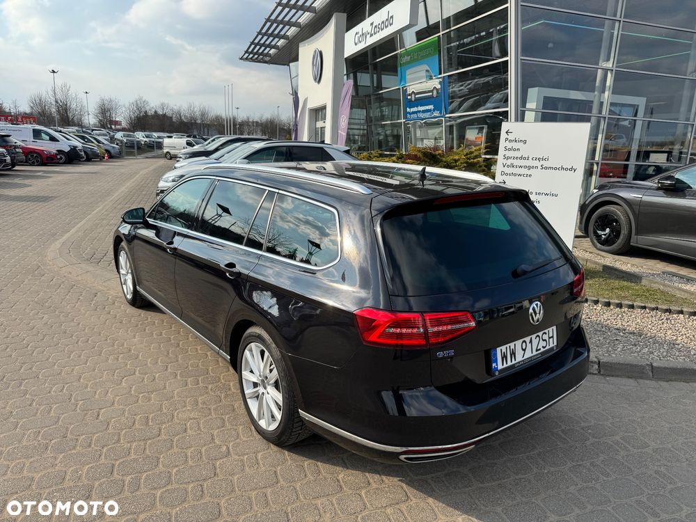 Volkswagen Passat - 8