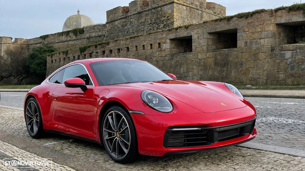 Porsche 911 (992) - 2