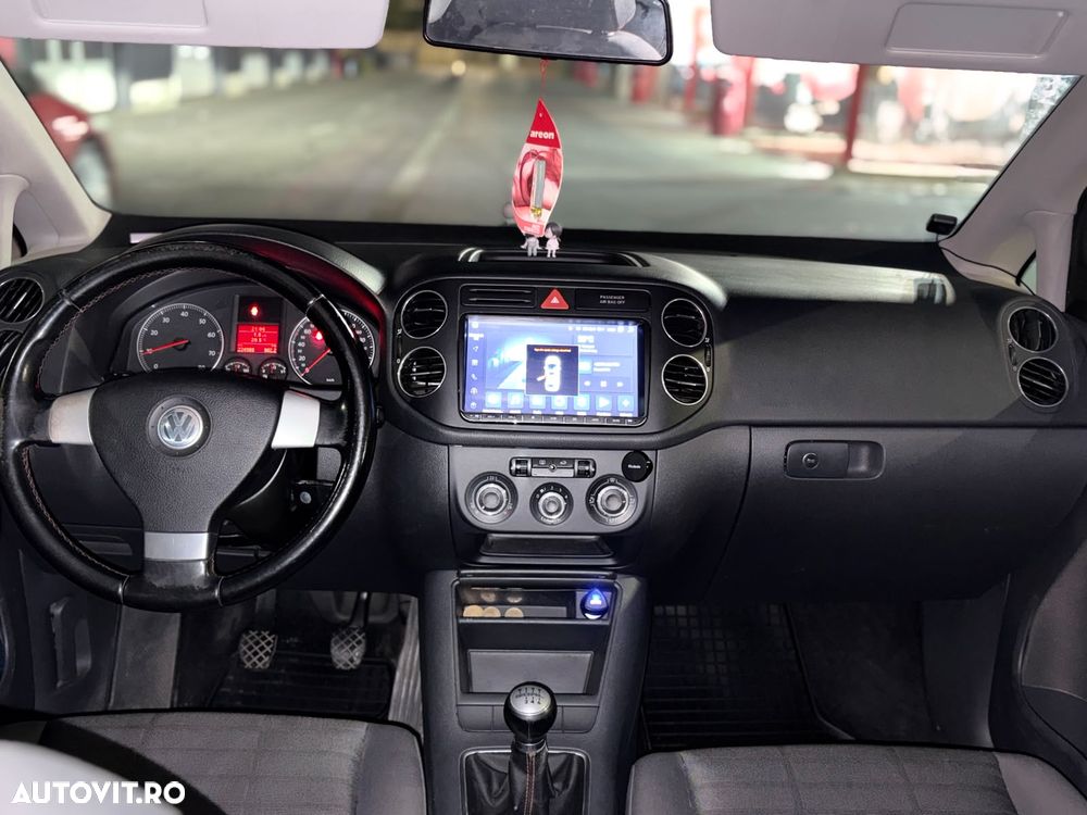 Volkswagen Golf Plus - 9