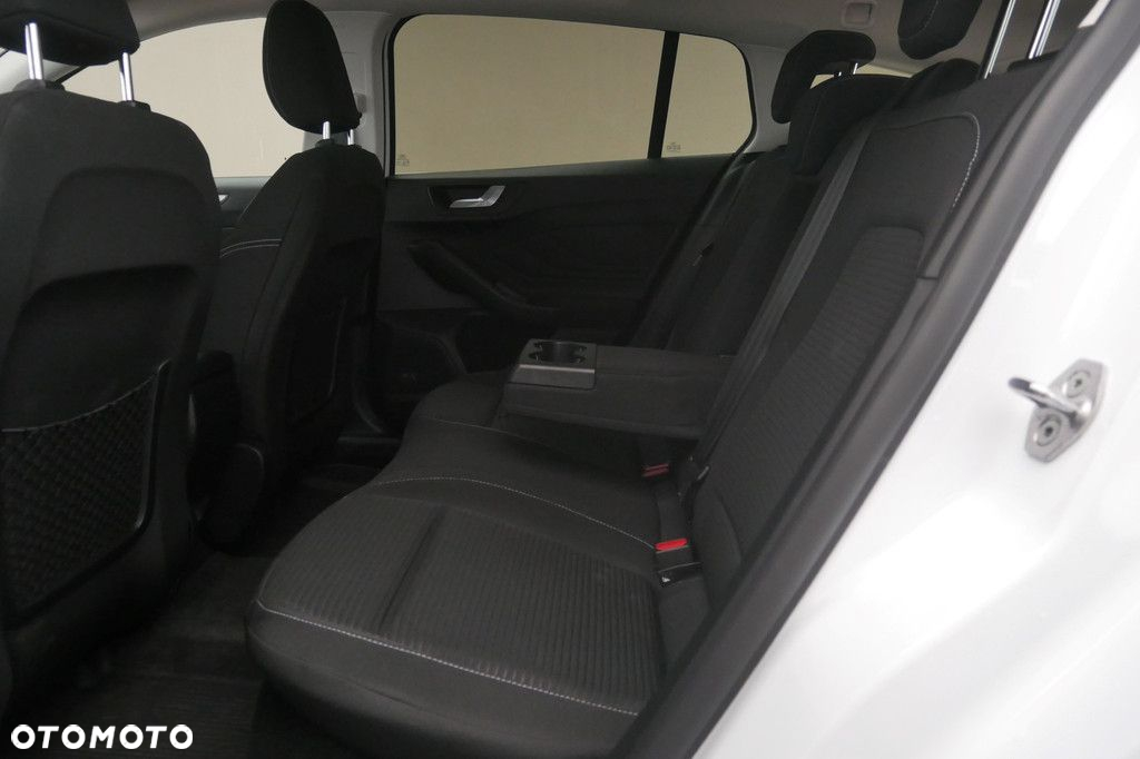 Ford Focus - 15