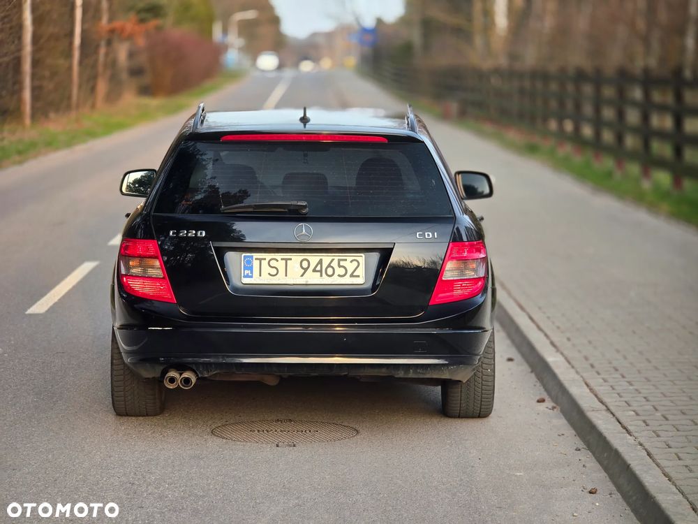 Mercedes-Benz Klasa C 200 CDI Elegance - 15