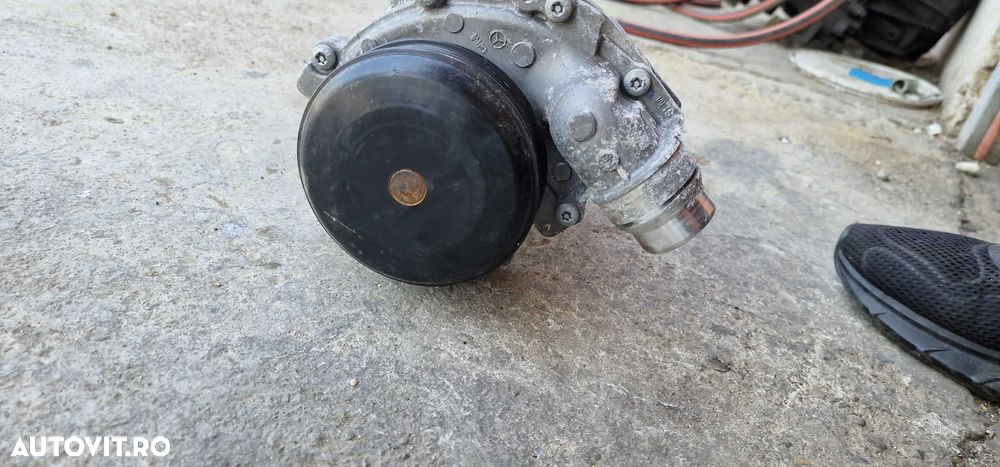 Pompa Apa Mercedes CLA 2.2CDI A6512008301 - 2