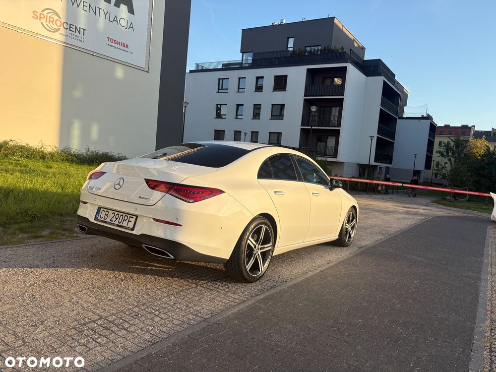 Mercedes-Benz CLA 220 4-Matic Progressive 7G-DCT - 3