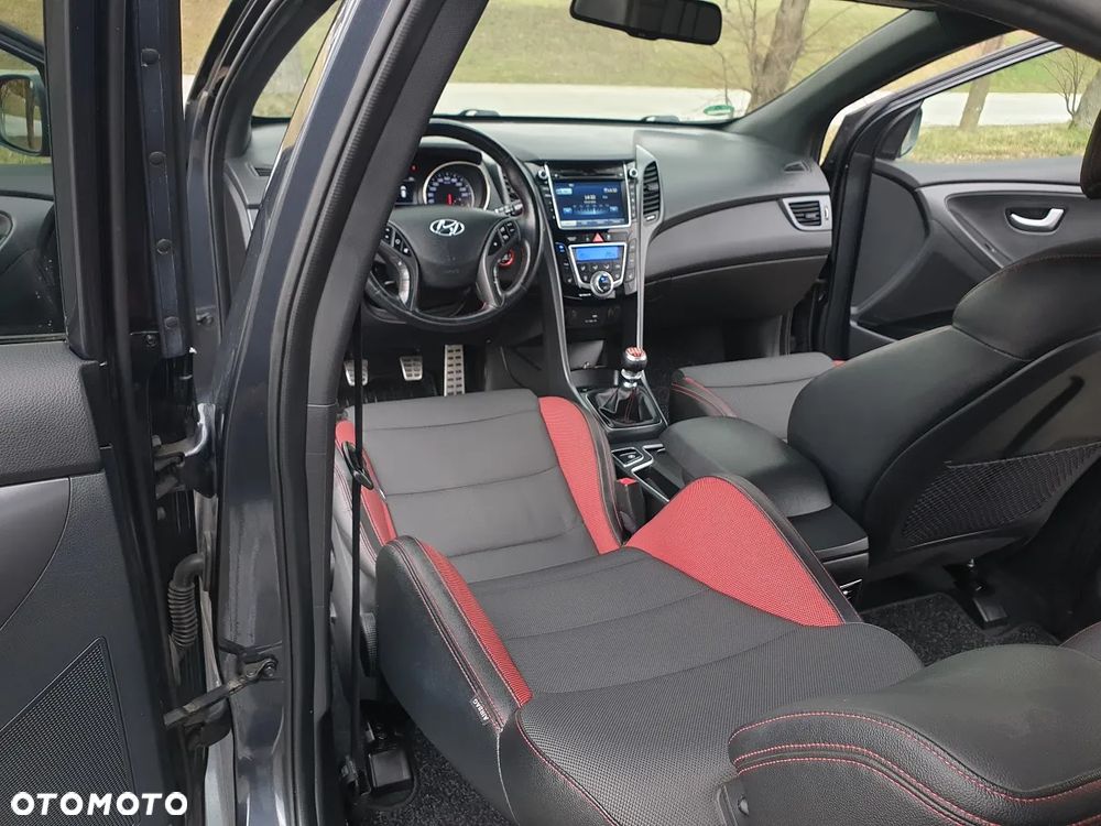 Hyundai i30 1.6 T GDI Turbo - 20