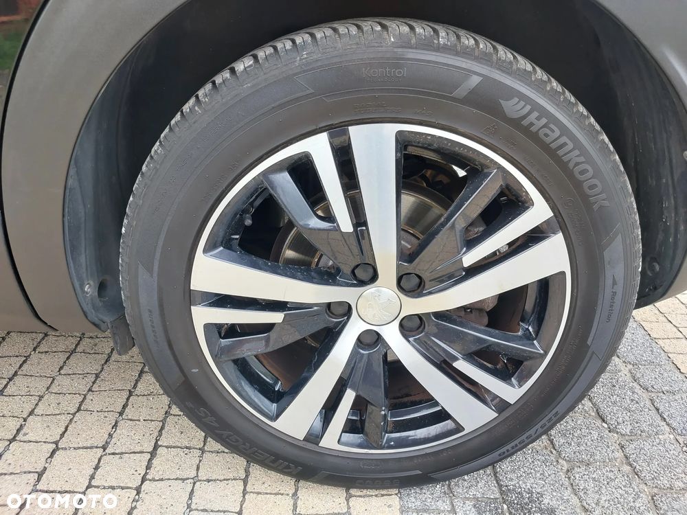 Peugeot 3008 PureTech 180 Stop & Start GPF EAT8 Allure - 27