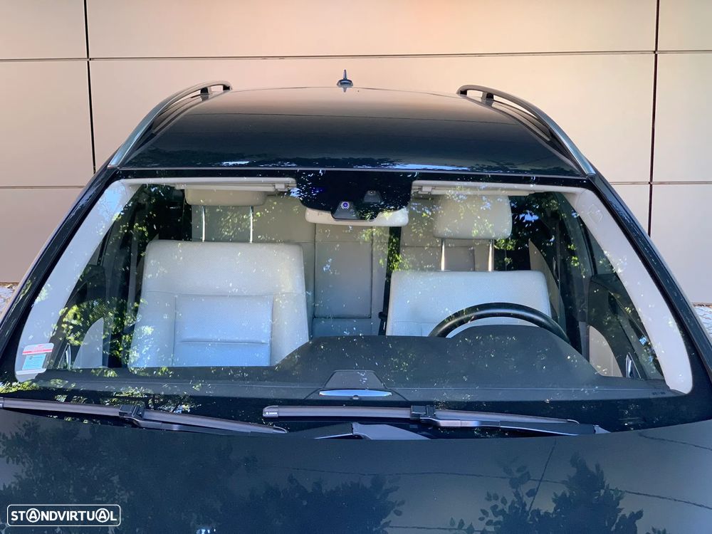 Mercedes-Benz E 300 Bluetec Hybrid Avantgarde - 4