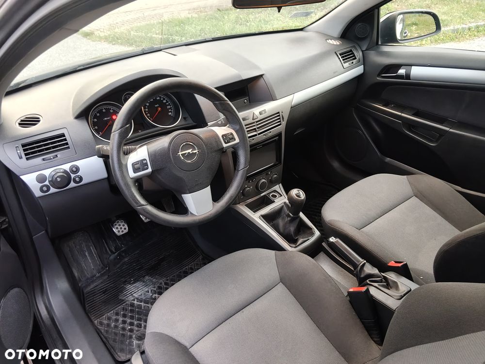 Opel Astra 1.4 - 15